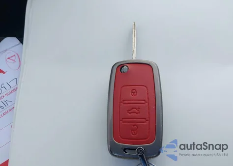 2010 Volkswagen Gti 2-Door z USA, uszkodzony, nr VIN WVWEV7AJ2AW187165